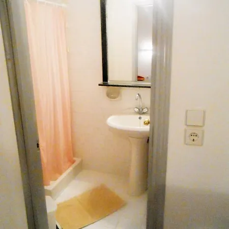 Fani Aparthotel *