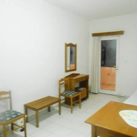 Fani Aparthotel